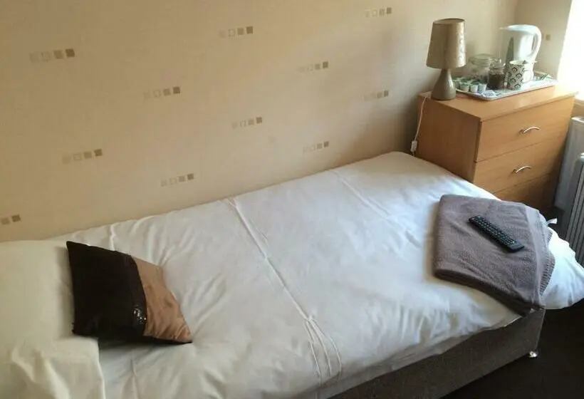 Standard Yhden Hengen Huone Jaettu Kylpyhuone, Sheridans Budget Accomodation