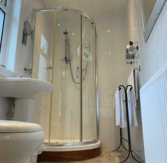 חדר סופריור עם מיטת קינג, The Gaydon