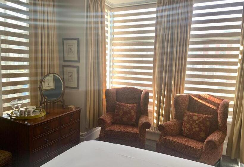 חדר סופריור נוף לים, The Gaydon