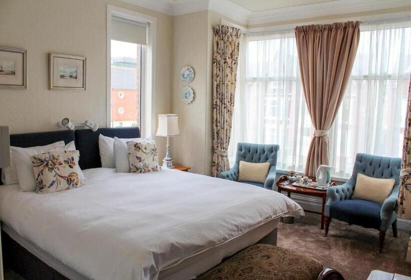 חדר דלוקס נוף לים, The Gaydon