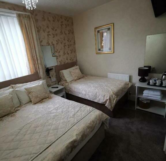 اتاق استاندارد, The Stafford