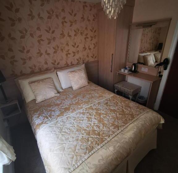 اتاق استاندارد, The Stafford