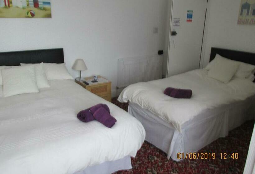 اتاق خانوادگی, Valdene