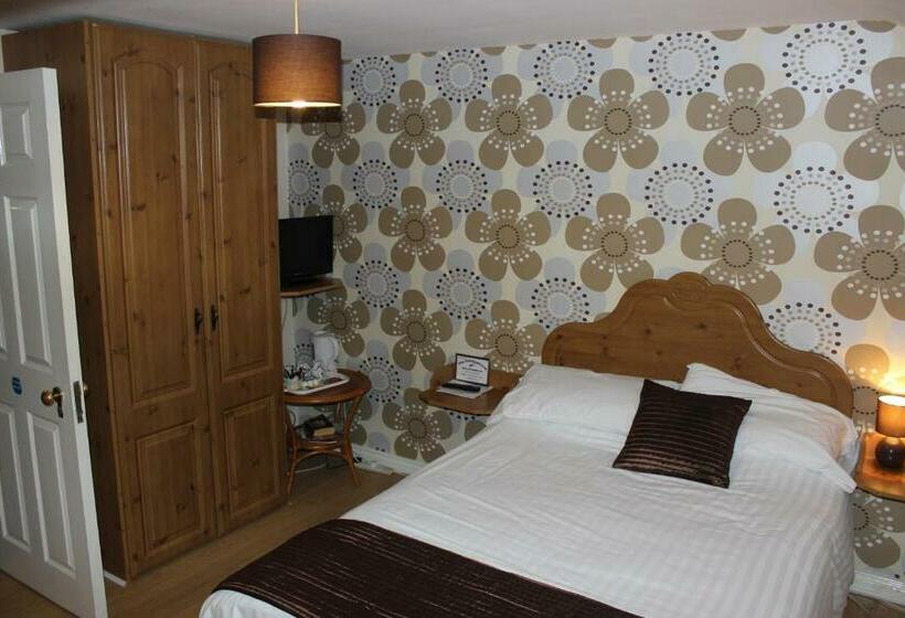 غرفة قياسية ثلاثية, Fiddlestone Bar And B&b