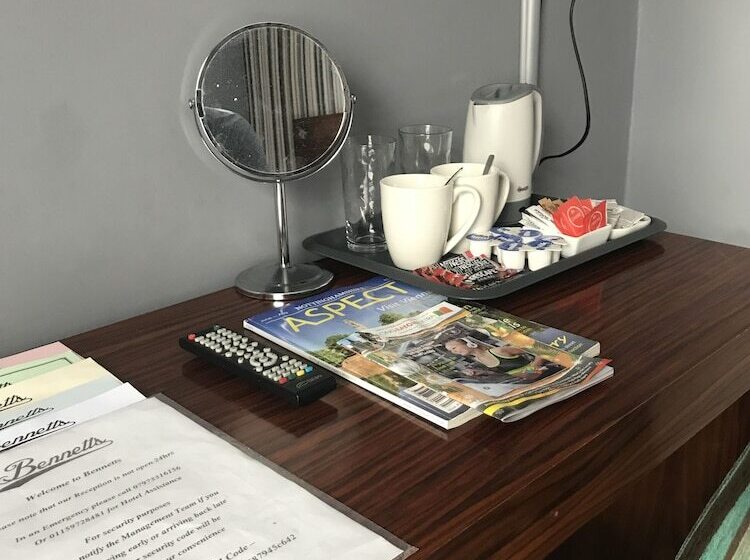 豪华房间, Bennetts