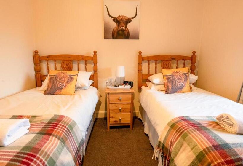 标准间, Crown And Anchor Inn