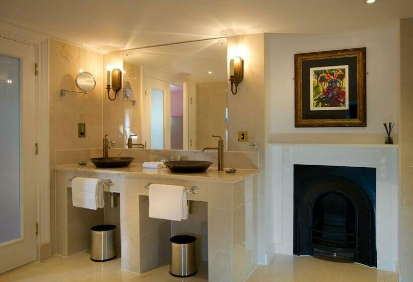 주니어 스위트, Greyfriars