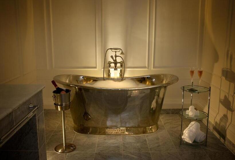 주니어 스위트, Greyfriars