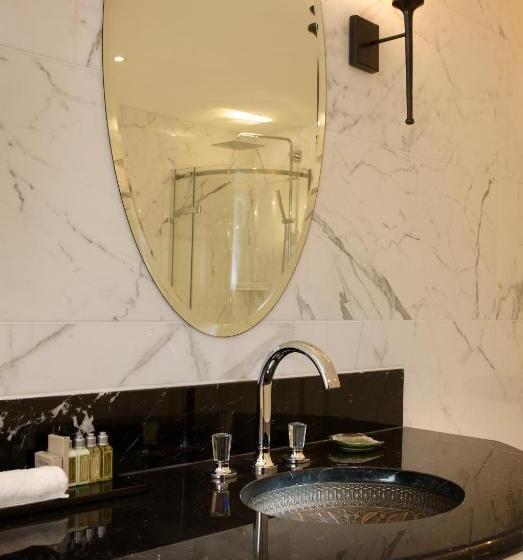 수피리어 스위트, Greyfriars