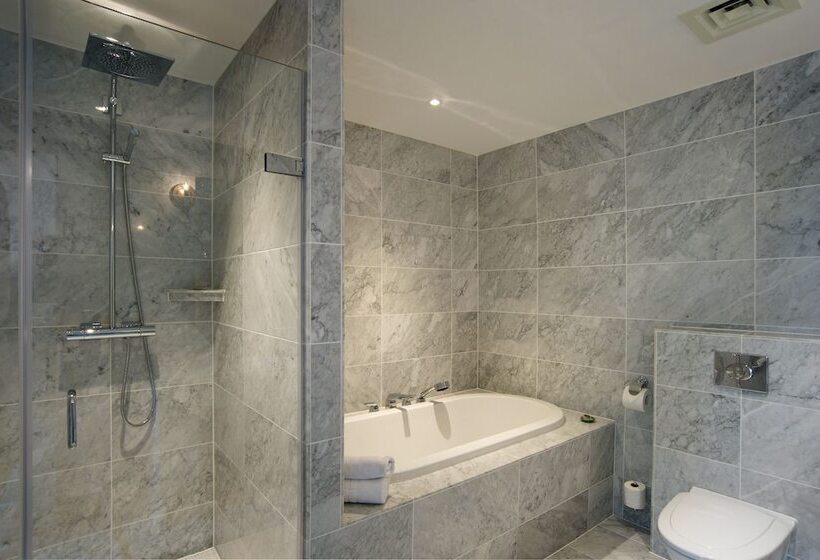 주니어 스위트, Greyfriars