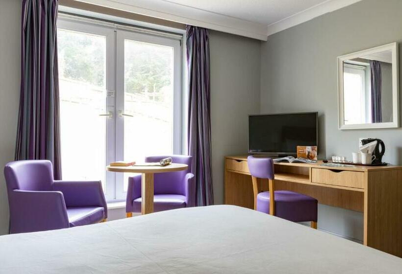 标准间, The Broadway Park