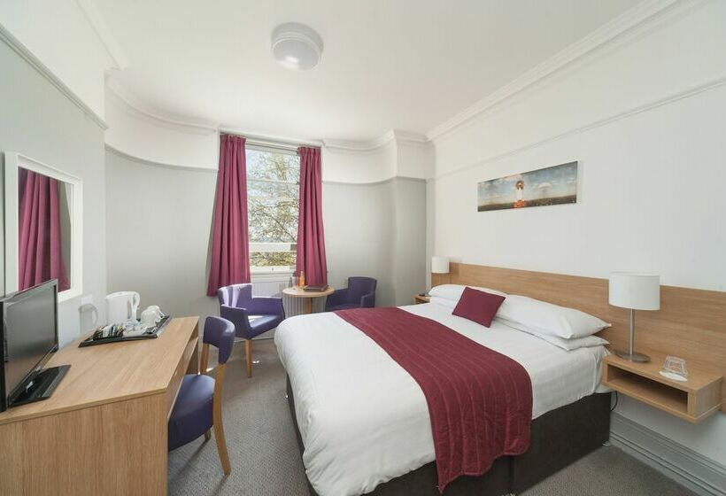 标准间, The Broadway Park