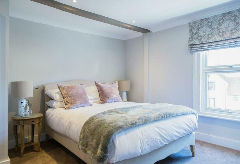 غرفة قياسية, The Goudhurst Inn