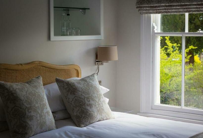 غرفة قياسية, The Goudhurst Inn