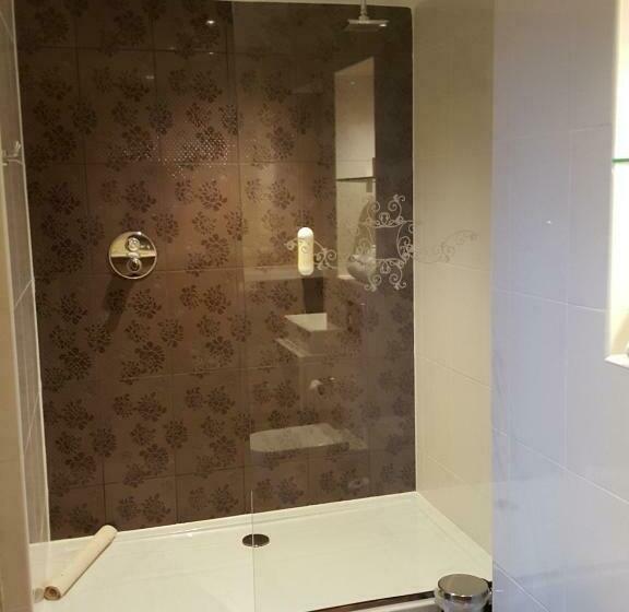 スタンダードルーム, The Hippodrome Wetherspoon