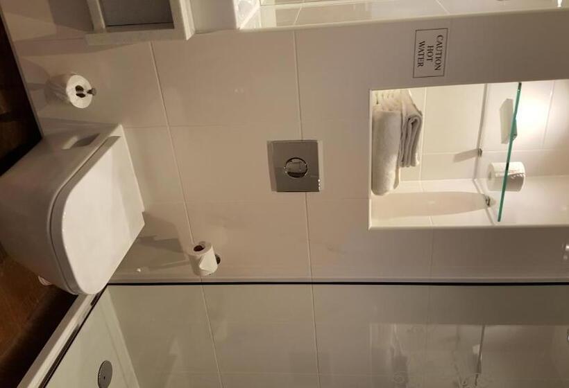 スタンダードルーム, The Hippodrome Wetherspoon