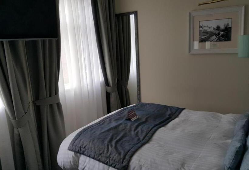 スタンダードルーム, The Hippodrome Wetherspoon