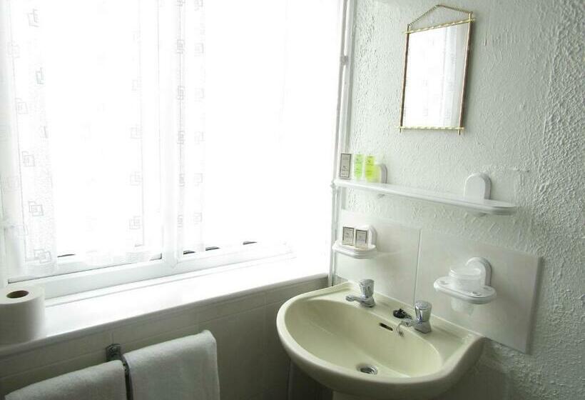 غرفة إقتصادية, The Scala