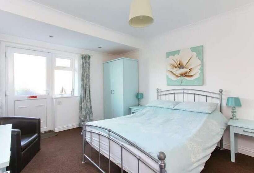 غرفة ديلوكس, The Waves B&b