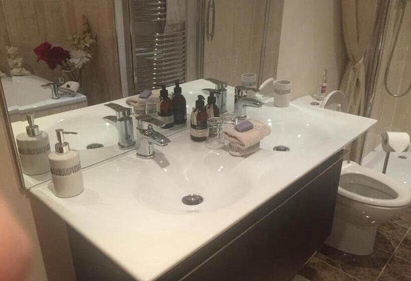 اتاق استاندارد با تخت بزرگ, Westcourt Guest House