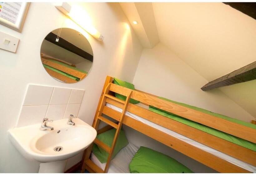 Номер Стандарт, Yha Brecon Beacons