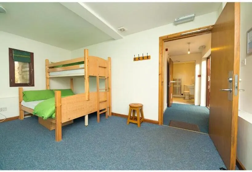Bed in Shared Room with Shared Bathroom, Yha Brecon Beacons