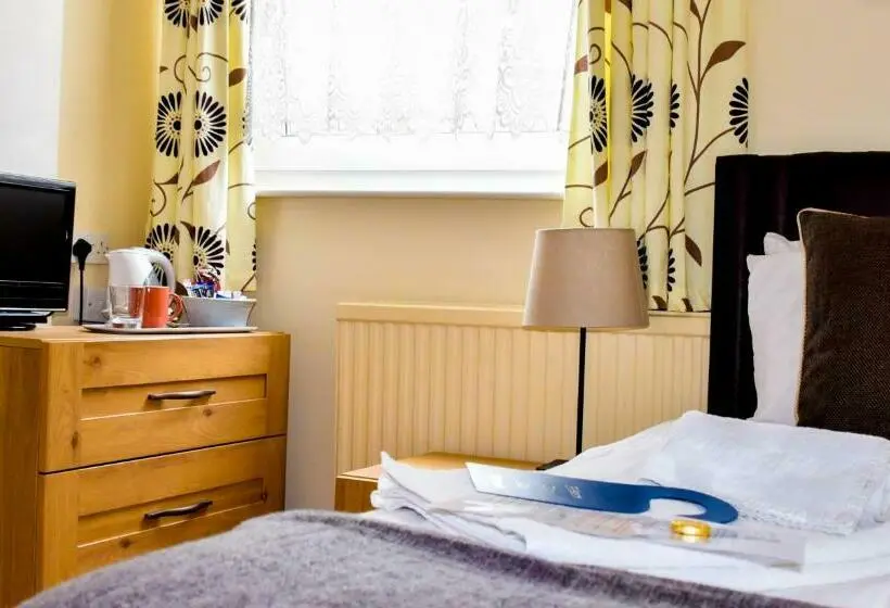 Standard Yhden Hengen Huone, Braemar
