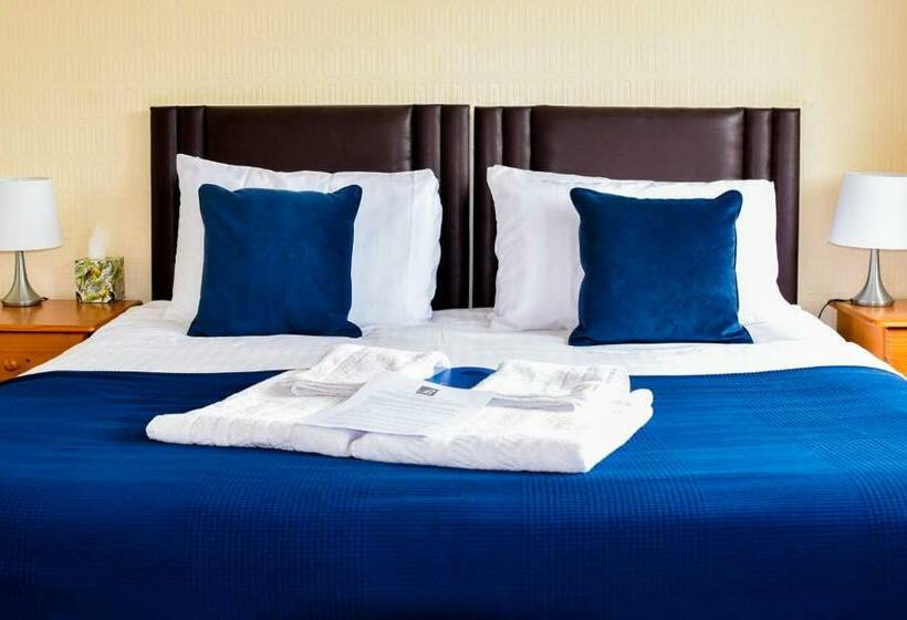 스탠다드 트리플 룸 테라스, Braemar