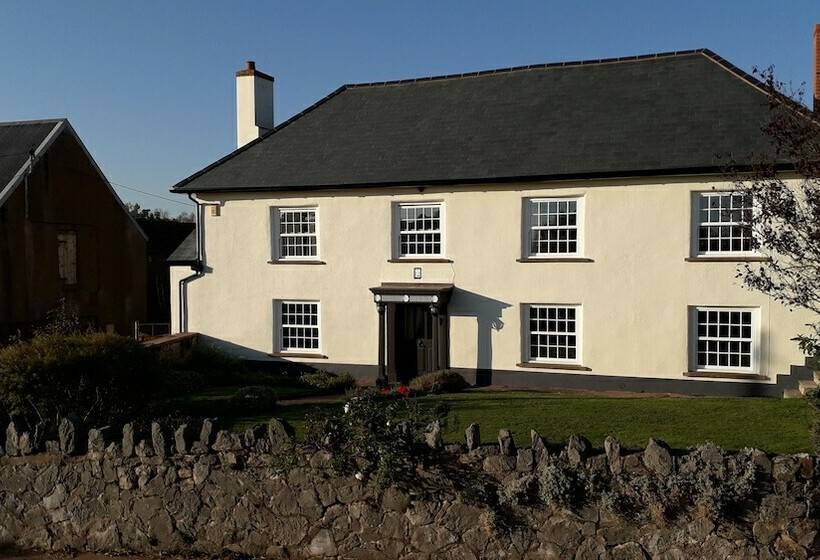 آپارتمان 1 خوابه, Courtbrook Farm