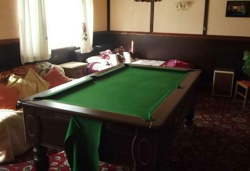 اتاق استاندارد چهار تخته, Jasmine House