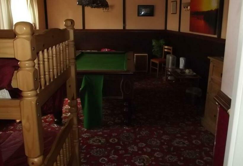 اتاق استاندارد چهار تخته, Jasmine House