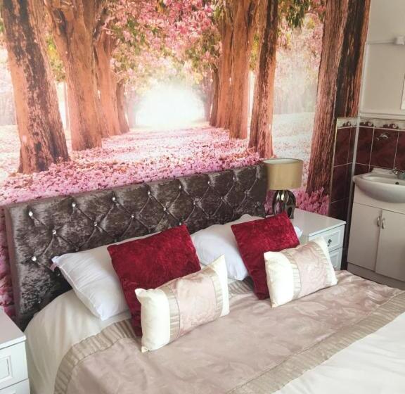 اتاق استاندارد, Jasmine House