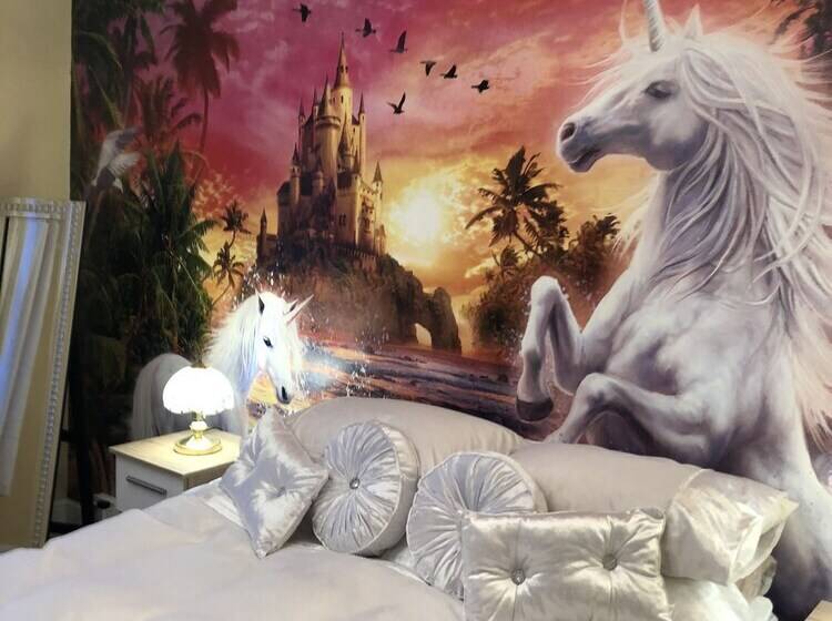 اتاق استاندارد, Jasmine House