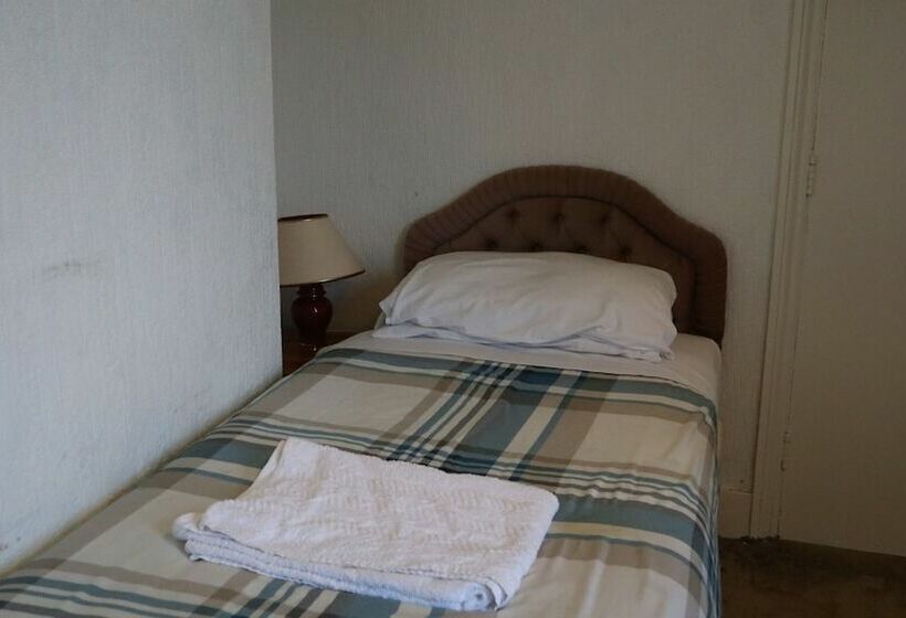 اتاق استاندارد یک تخته با سرویس بهداشتی مشترک, Lenton Lodge Guest House