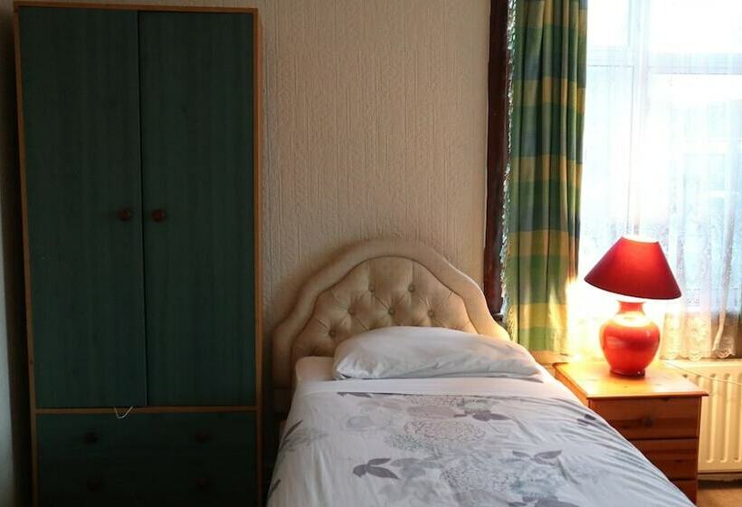 Трехместный Номер Стандарт Совместная Ванная, Lenton Lodge Guest House