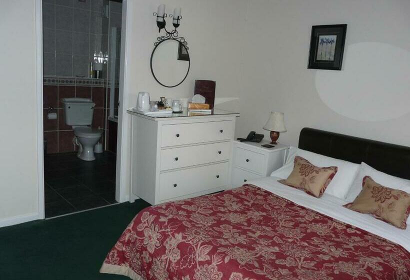 غرفة قياسية, The Croft