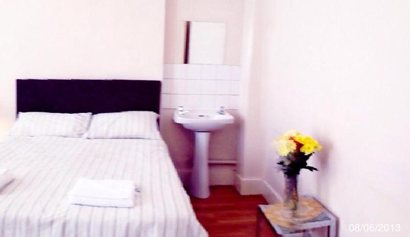 חדר סטנדרד יחיד חדר אמבטיה משותף, The Crystal Lodge