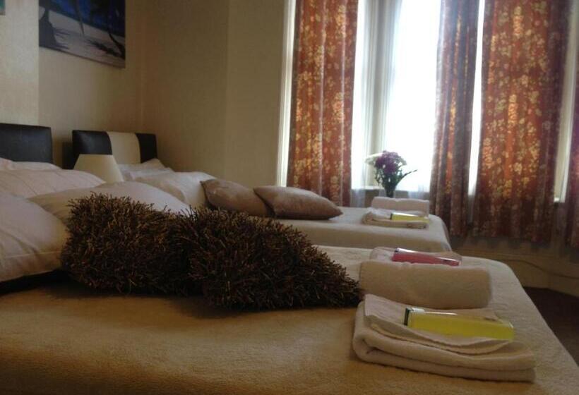 חדר משפחתי חדר אמבטיה משותף, The Crystal Lodge