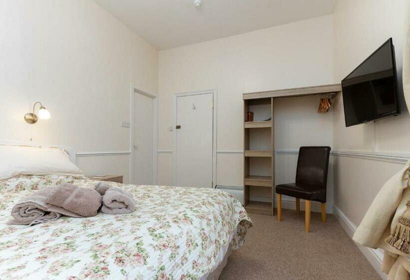 标准间, The Hollingworth