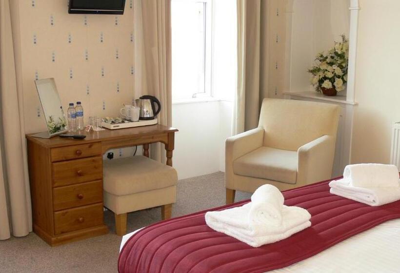 غرفة قياسية مطلّة علي البحر, The Home Arms Guesthouse