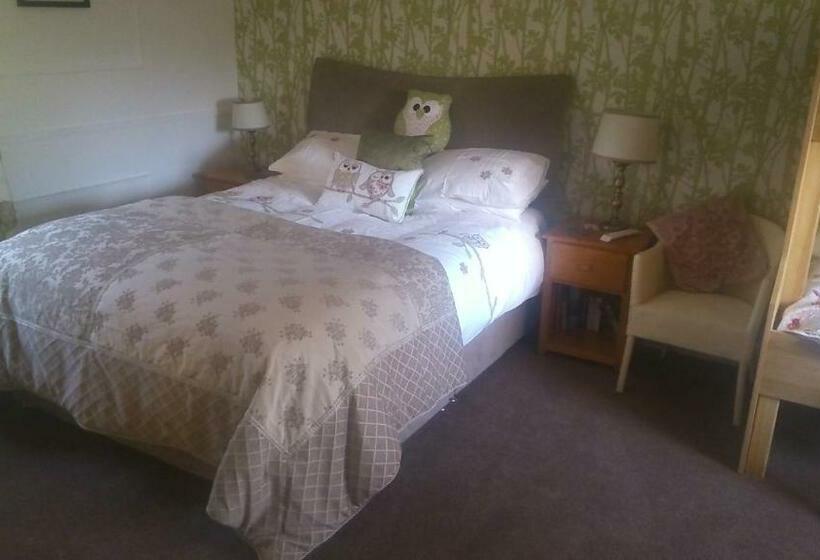 اتاق خانوادگی, Thornybank