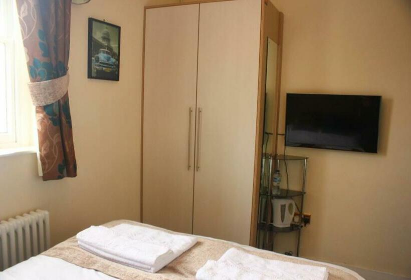 基本间, 81 The Prom