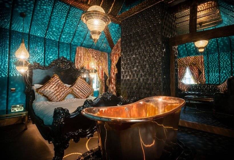 סוויטת ג'וניור, Crazy Bear Beaconsfield