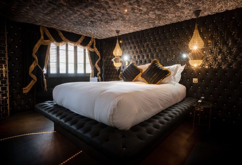 חדר דלוקס, Crazy Bear Beaconsfield