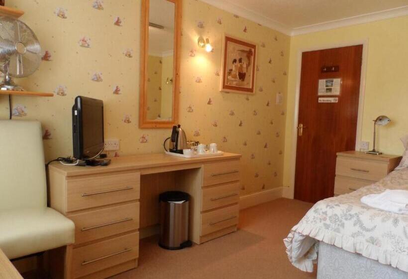 컴포트 트리플 룸, The Q