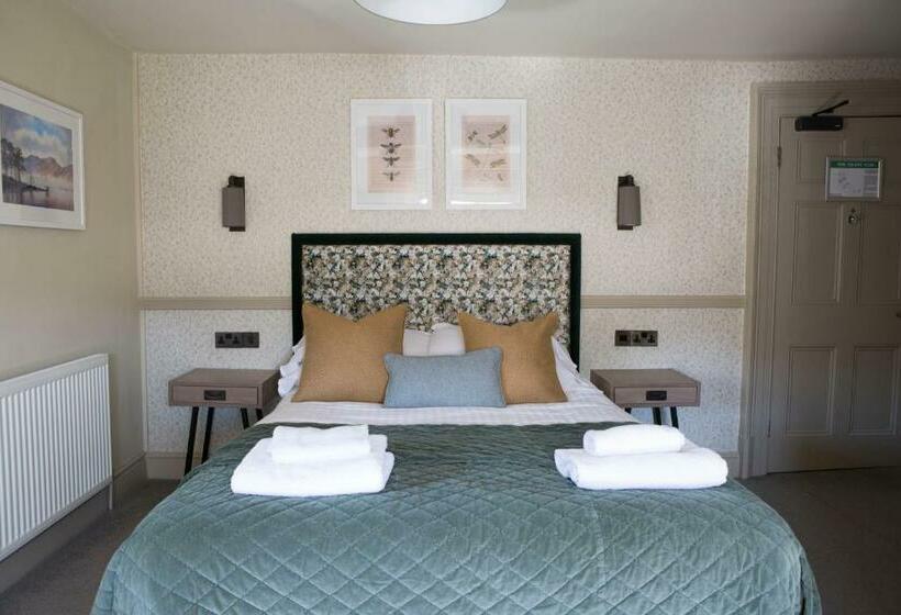 غرفة قياسية, Royal Ship