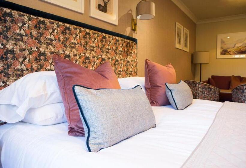 غرفة عائلية, Royal Ship