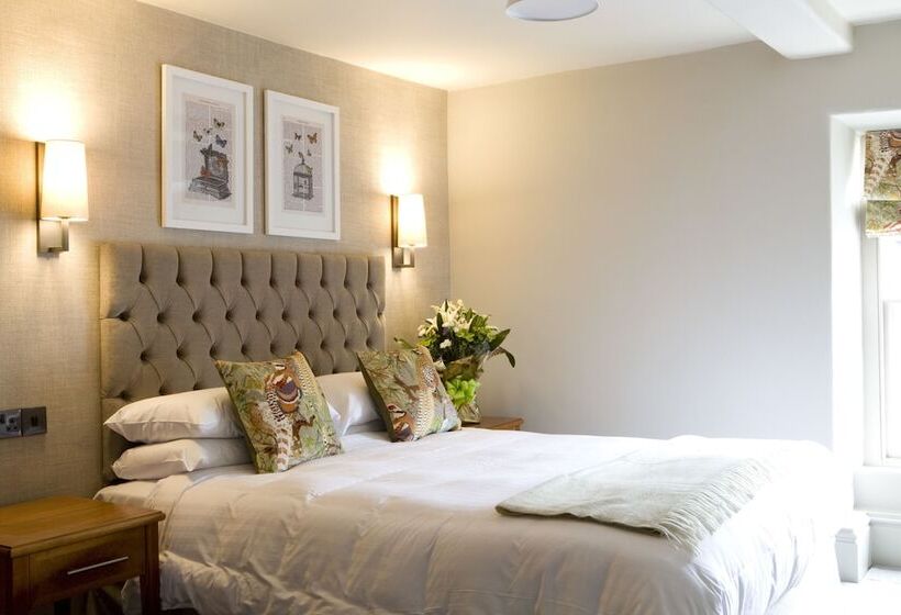 غرفة قياسية, Royal Ship