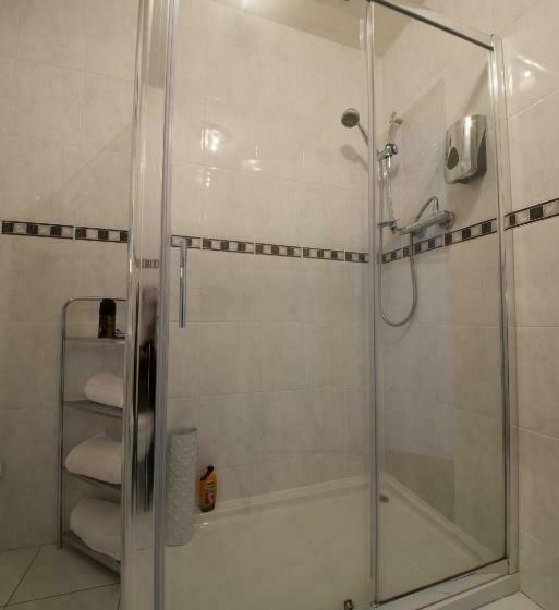 スタンダードシングルルーム, The Burnside