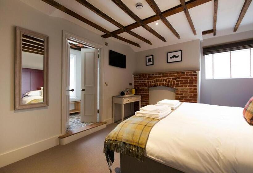 キングサイズベッドのスタンダードルーム, The Coach House